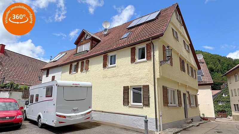 Renditestarkes 2-Familienhaus mit Potenzial für Kapitalanleger